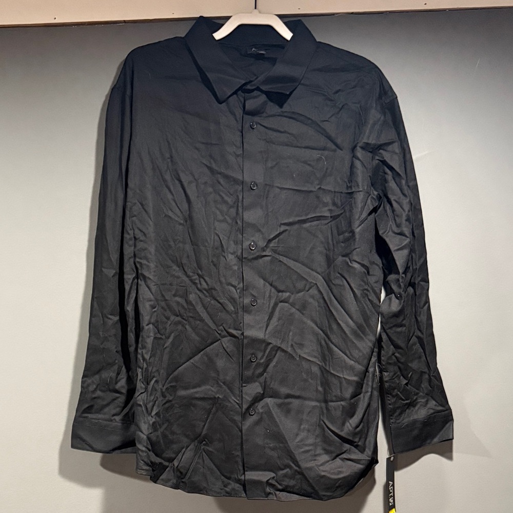 Apt 9 Black Button-Up Shirt